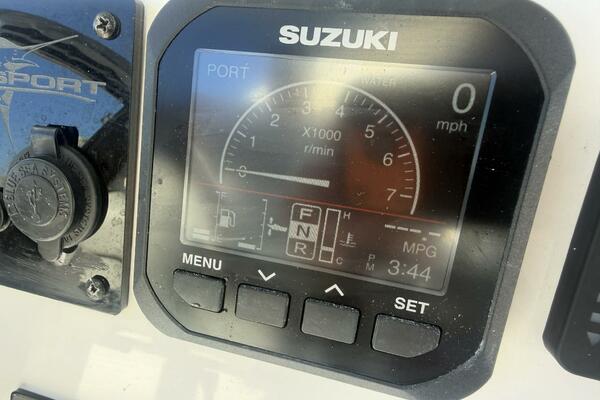 NautiGator 25ft Aquasport Yacht For Sale