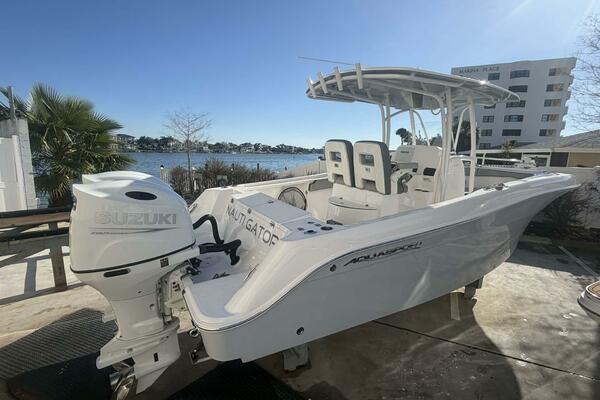 NautiGator 25ft Aquasport Yacht For Sale