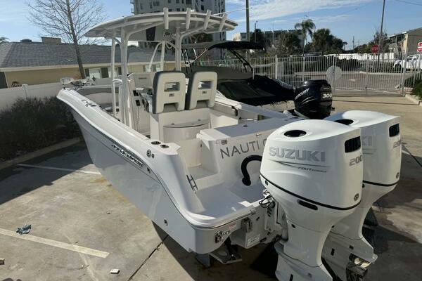 NautiGator 25ft Aquasport Yacht For Sale