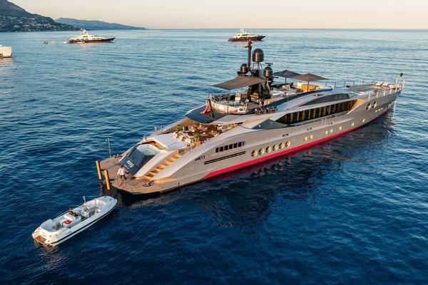 DB9 171ft Palmer Johnson