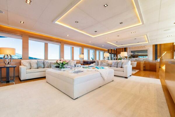 DB9 171ft Palmer Johnson