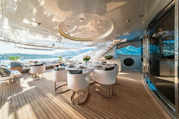 DB9 171ft Palmer Johnson