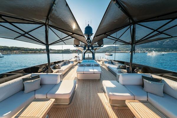 DB9 171ft Palmer Johnson