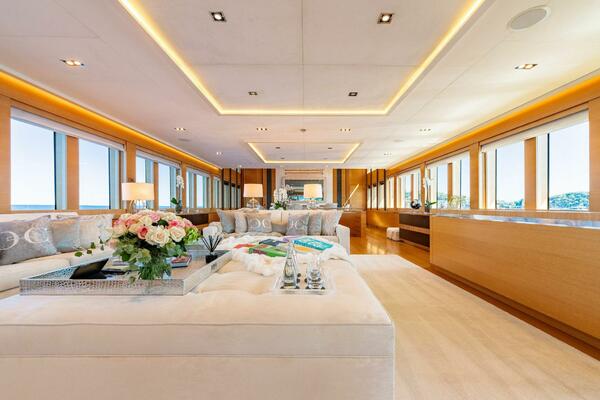 DB9 171ft Palmer Johnson