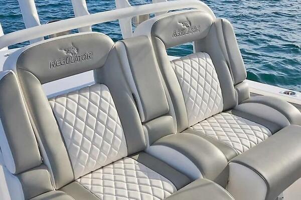 31ft Regulator Yacht For Sale