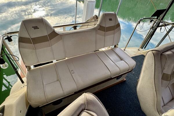 34ft Silverton Yacht For Sale