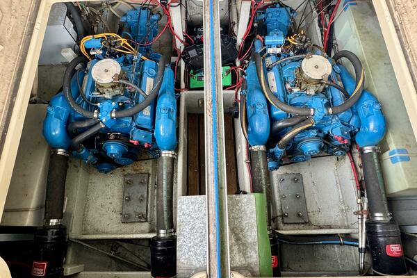 34ft Silverton Yacht For Sale