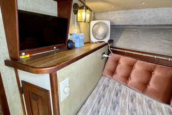 34ft Silverton Yacht For Sale