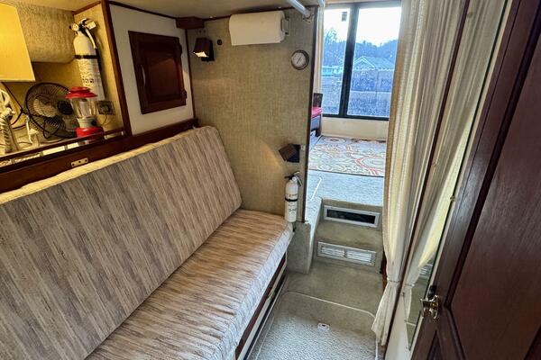 34ft Silverton Yacht For Sale