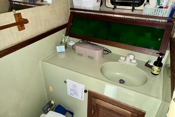 34ft Silverton Yacht For Sale