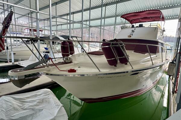 34ft Silverton Yacht For Sale
