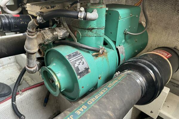 34ft Silverton Yacht For Sale