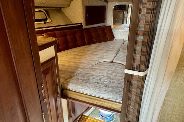 34ft Silverton Yacht For Sale