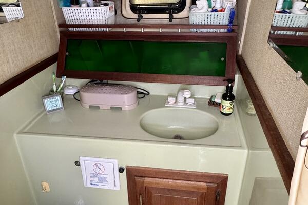 34ft Silverton Yacht For Sale