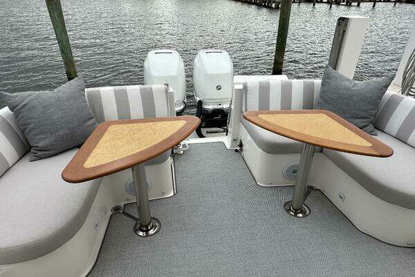 Back Cove 34O Yacht For Sale