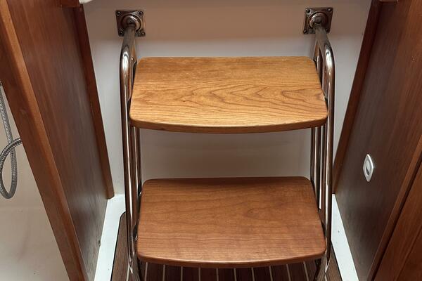 SHE S A LADY 39ft Back Cove Yacht For Sale