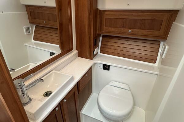 SHE S A LADY 39ft Back Cove Yacht For Sale