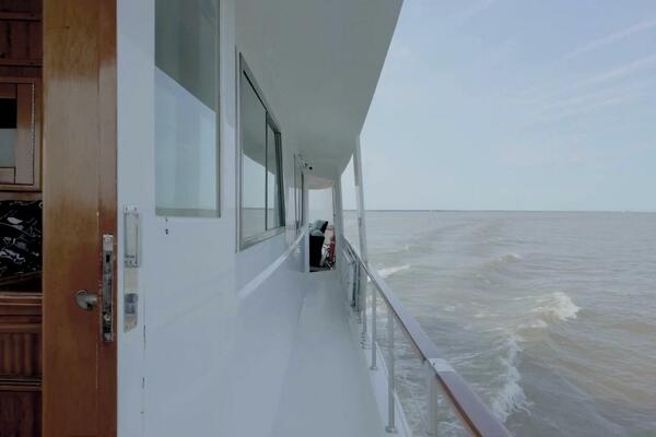 Summertime Lady 70ft Hatteras Yacht For Sale