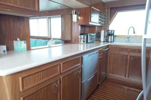 Hatteras Motoryacht Yacht For Sale