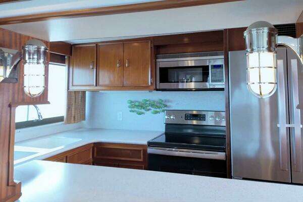 Hatteras Motoryacht Yacht For Sale