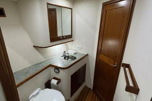 61ft Blackwell Yacht For Sale