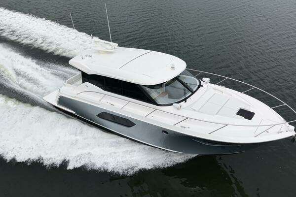 Tiara Yachts C49 Coupe Yacht For Sale