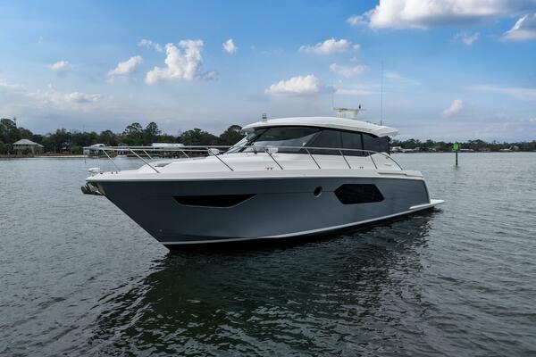 Segers Marine 49ft Tiara Yachts Yacht For Sale