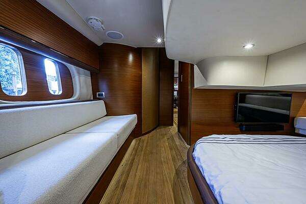 Zeelander Z44 Yacht For Sale