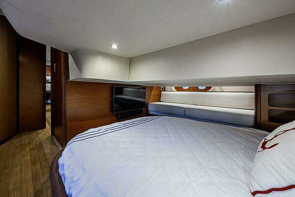 Zeelander Z44 Yacht For Sale