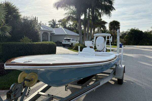 Photo of the 2026 Chaos 16 Bonefish