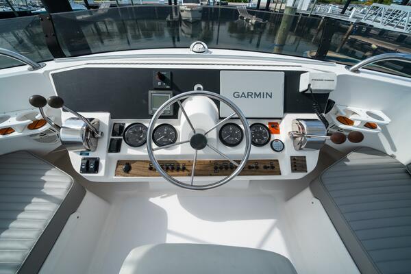 Sea Bandit 39ft Mainship Yacht For Sale