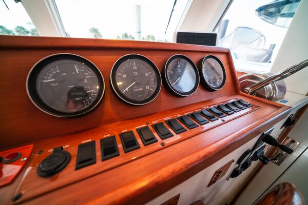 Sea Bandit 39ft Mainship Yacht For Sale