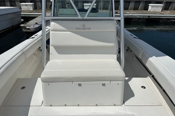 32ft Regulator Yacht For Sale