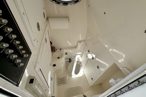 32ft Regulator Yacht For Sale