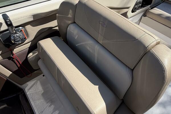 28ft Regal Yacht For Sale