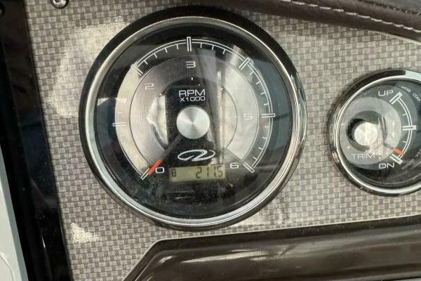 28ft Regal Yacht For Sale