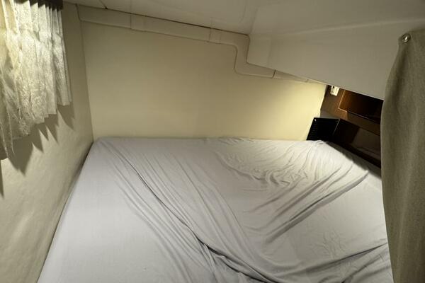 28ft Regal Yacht For Sale