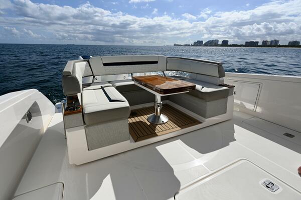 S Y  Royale  38ft Tiara Yachts Yacht For Sale