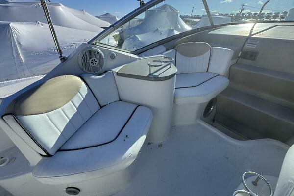 24ft Sea Ray Yacht For Sale