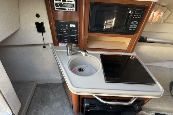 24ft Sea Ray Yacht For Sale