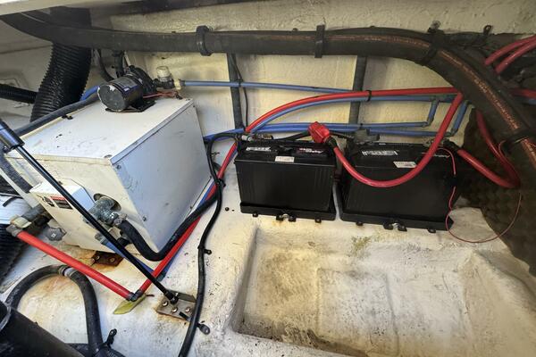 24ft Sea Ray Yacht For Sale