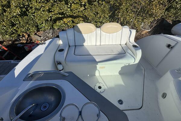 24ft Sea Ray Yacht For Sale