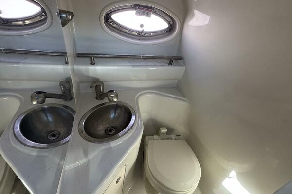 24ft Sea Ray Yacht For Sale