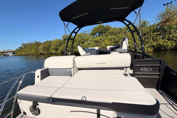 23ft Harris Yacht For Sale