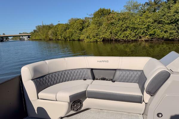 23ft Harris Yacht For Sale