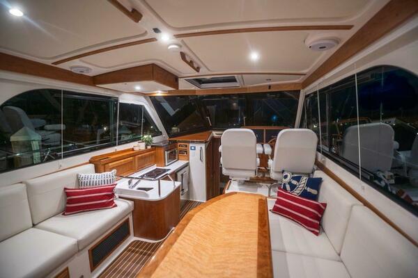37ft Back Cove Yacht For Sale