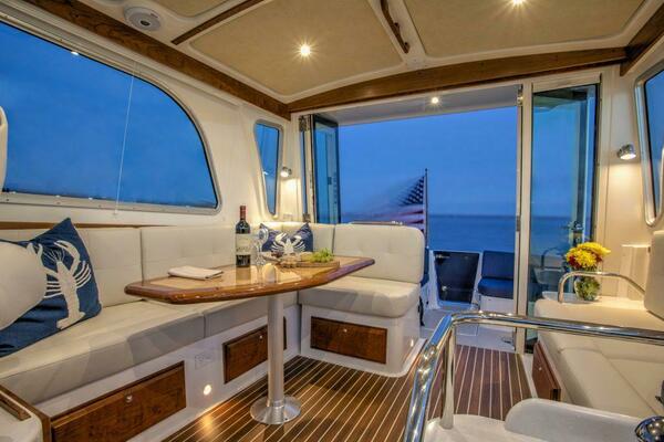 37ft Back Cove Yacht For Sale