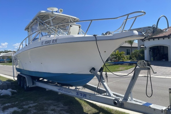 32ft Pro Line Yacht For Sale