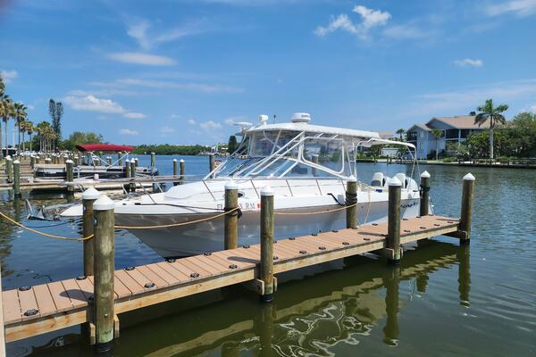 32ft Pro Line Yacht For Sale