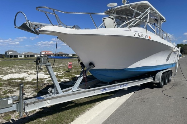 32ft Pro Line Yacht For Sale